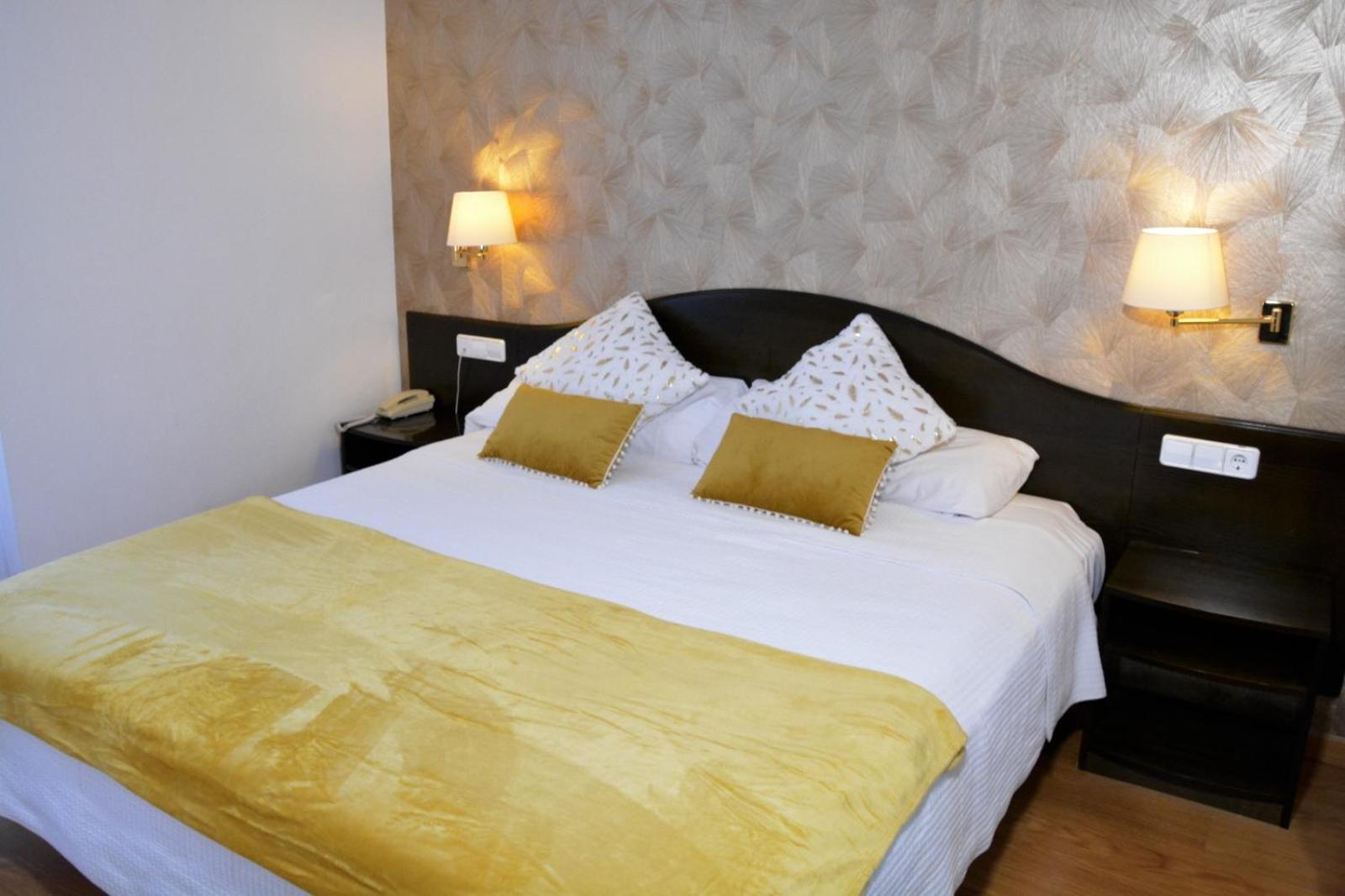 Hotel Villa De Biar Shc Kültér fotó
