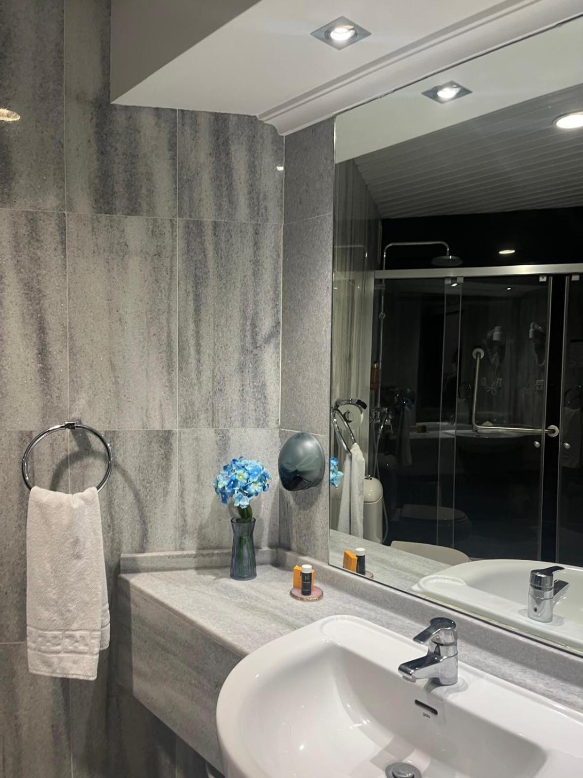 Hotel Villa De Biar Shc Kültér fotó